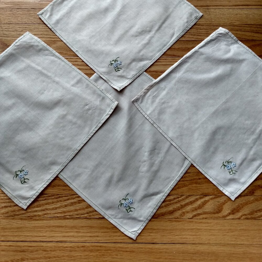 Vintage Forget-Me-Not Embroidered Napkins Set of 4 Dainty Flowers